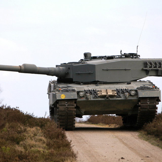 Leopard 2-panssarivaunun voimalinja – Voimaa ja vääntöä