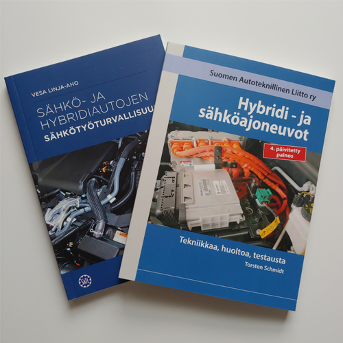 Hybridi- ja sähköajoneuvot ja Sähkö- ja hybridiautojen sähkötyöturvallisuus -kirjat yhdessä edullisemmin