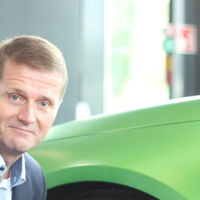 Jakkaralla tänään: Juha Ruotsalainen, Veho Oy Ab